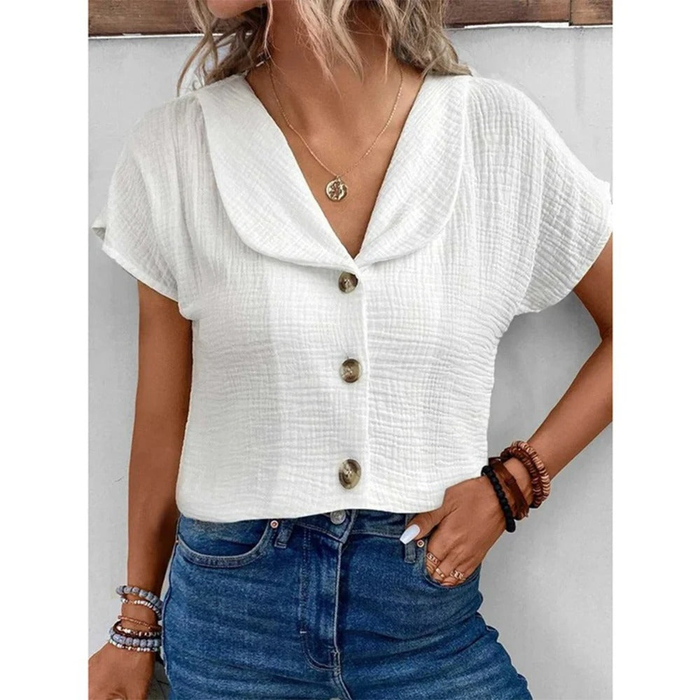 Marlene – Luftige Sommerbluse mit Knopfleiste