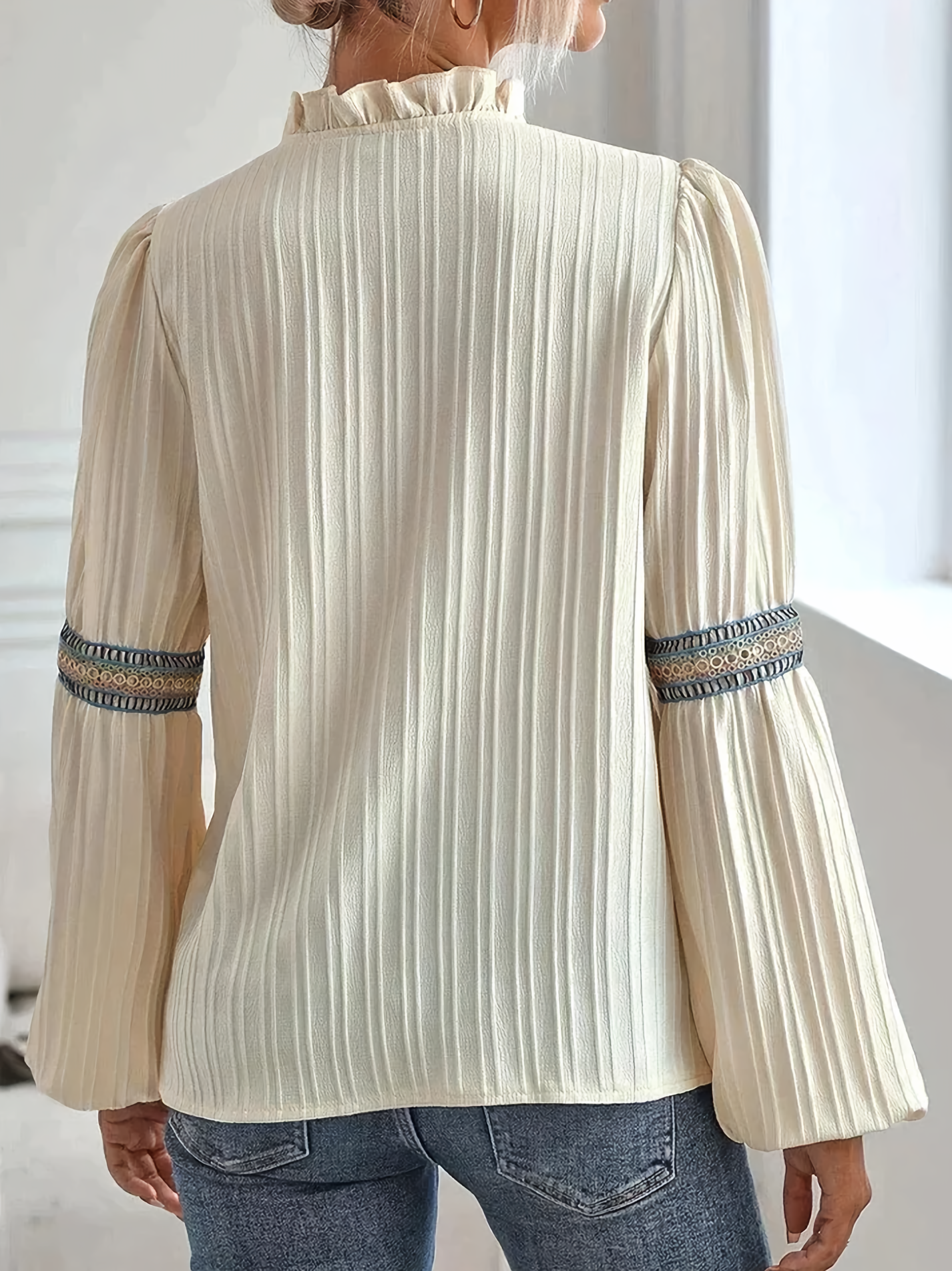 Valerie – Blouse à Détails Bohèmes