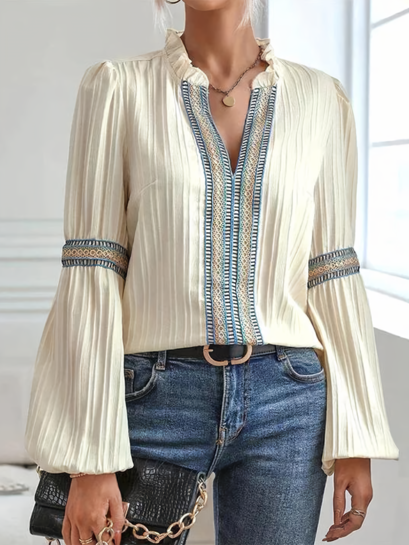 Valerie – Blouse à Détails Bohèmes