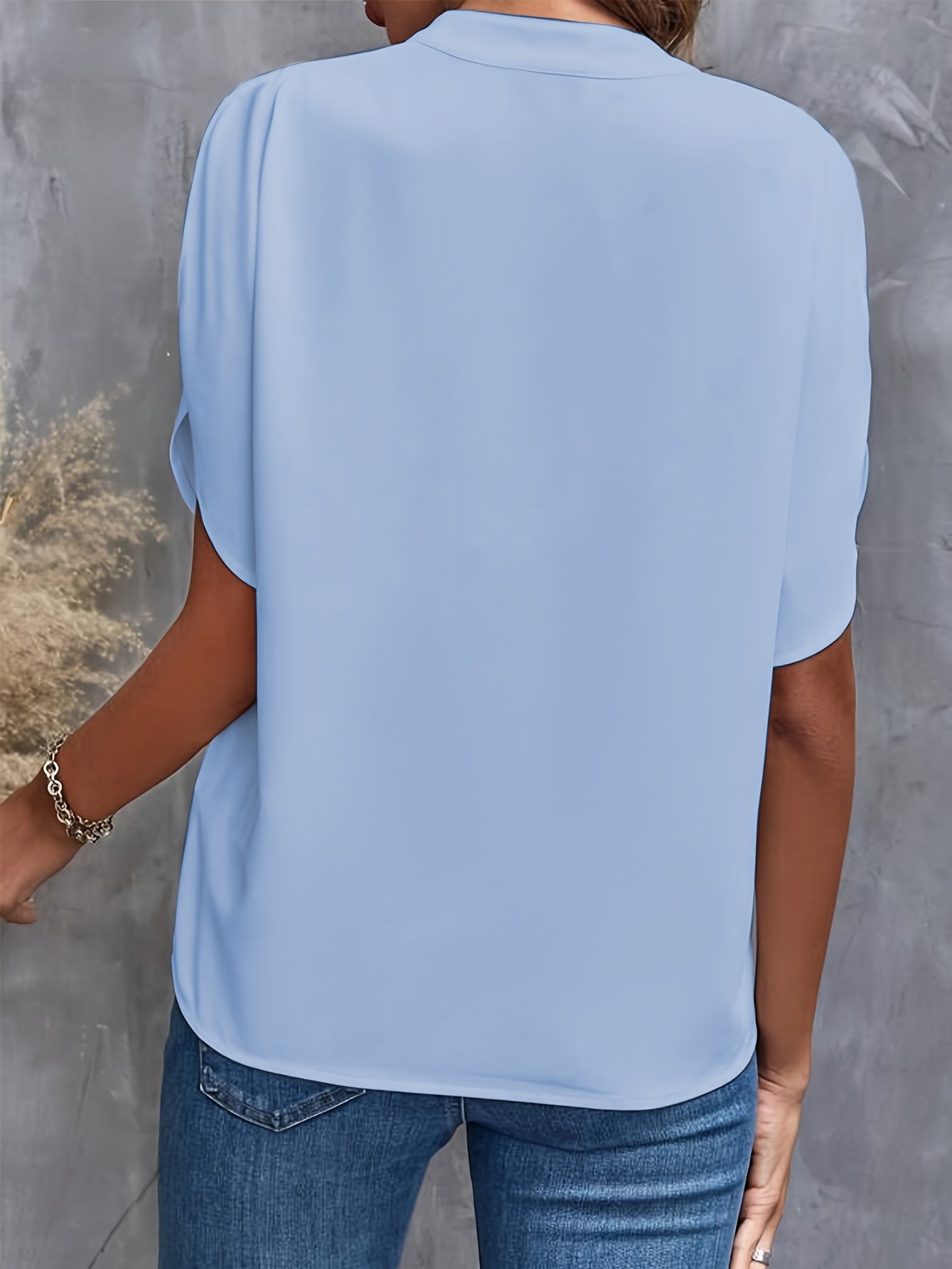 Maïa – Blouse Fluide à Col Fendu