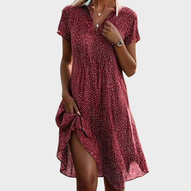 Léna – Robe Légère à Pois et Col V