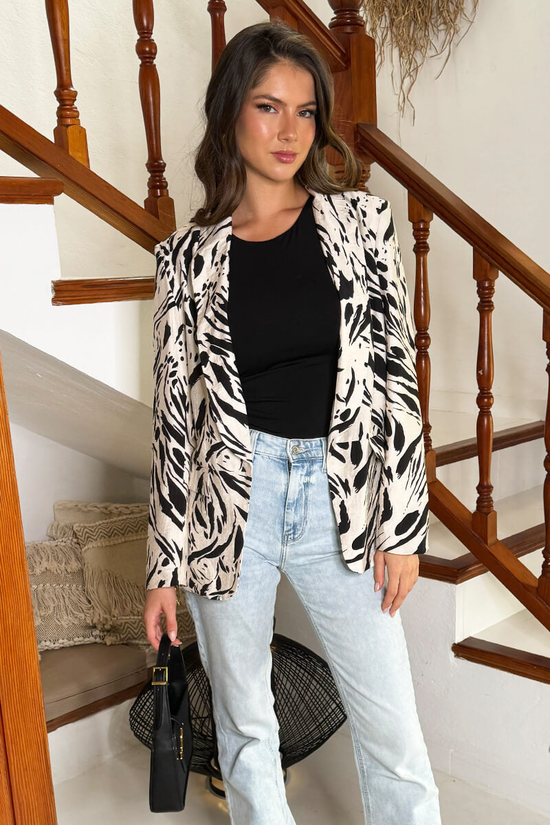 CLÉMENCE – Veste Imprimée Chic