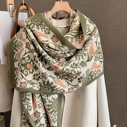 Schal mit Flowerdesign