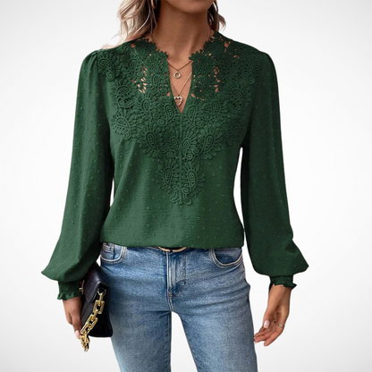 Noémie – Elegante Bluse mit Spitzendetails