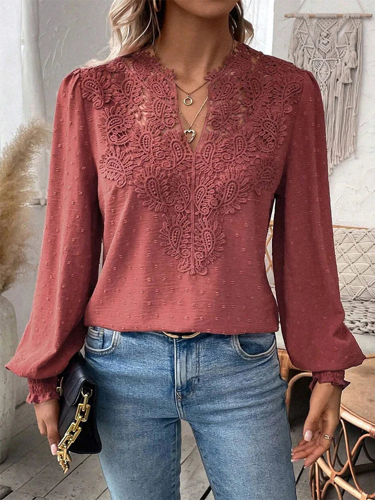 Noémie – Elegante Bluse mit Spitzendetails